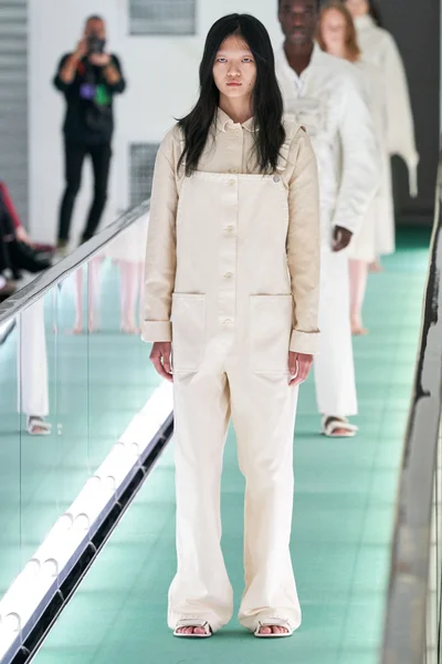 Look 96
